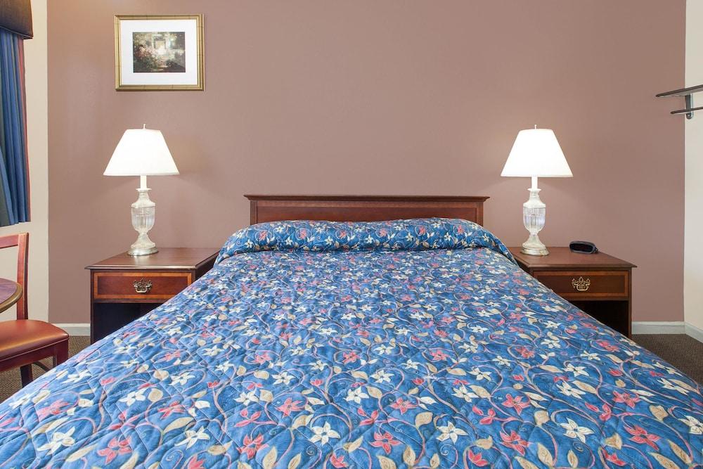 Imperial Inn Grand Blanc Eksteriør billede