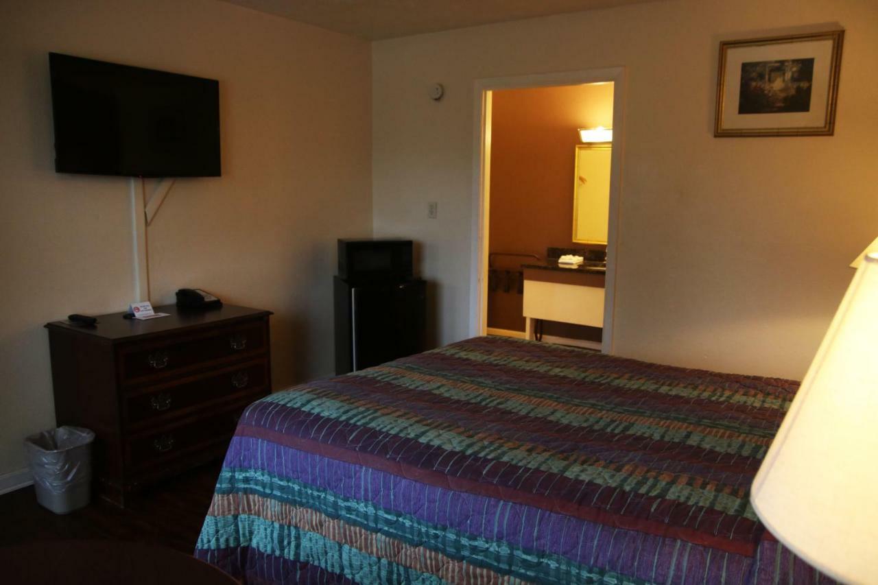 Imperial Inn Grand Blanc Eksteriør billede