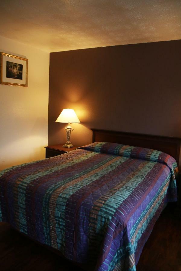Imperial Inn Grand Blanc Eksteriør billede
